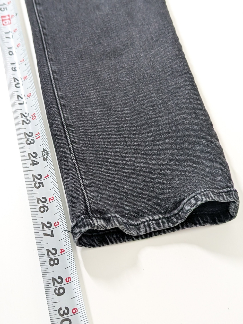 Madewell, The Perfect Vintage Jean, Faded Black Wash, Size 29, Straight Leg - Picture 3 of 16